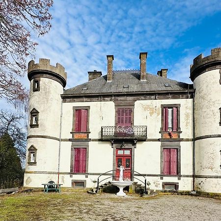 Le Chateau Giat Exterior foto